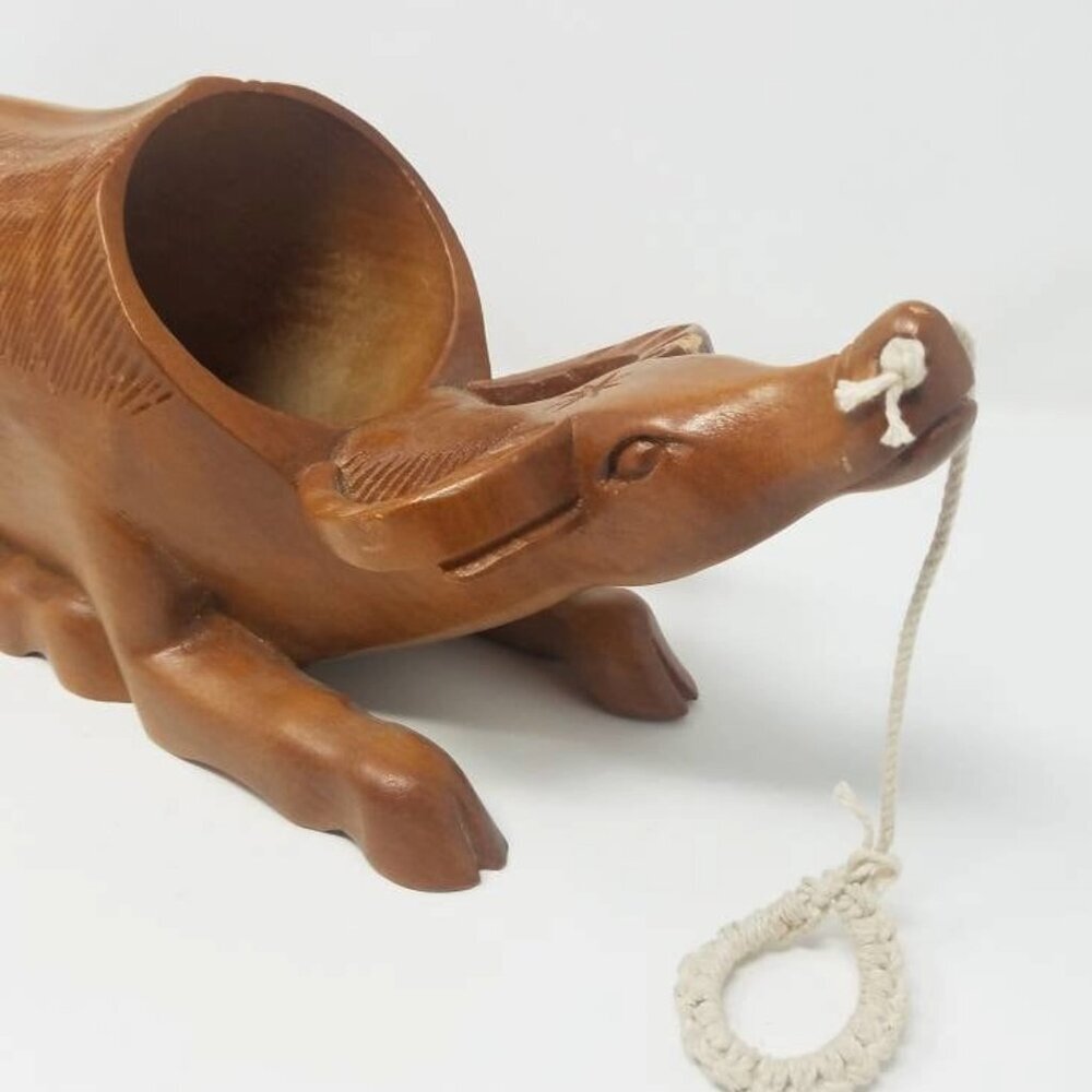 Vtg hand carved Water Buffalo wine bottle holder man cave brown farmhouse - Picture 2 of 7